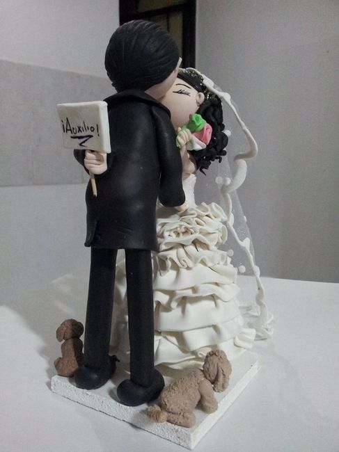 Cake topper