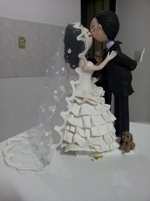 Cake topper