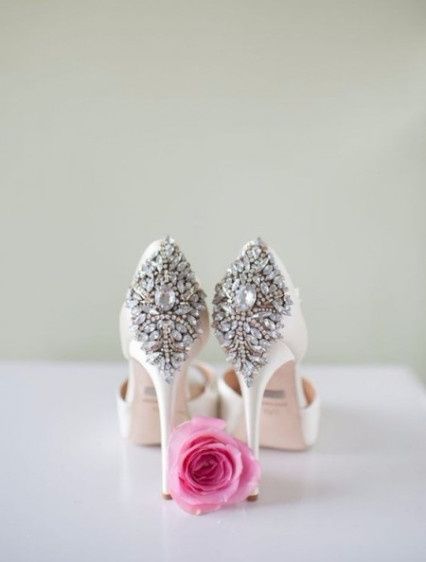 LOS ZAPATOS