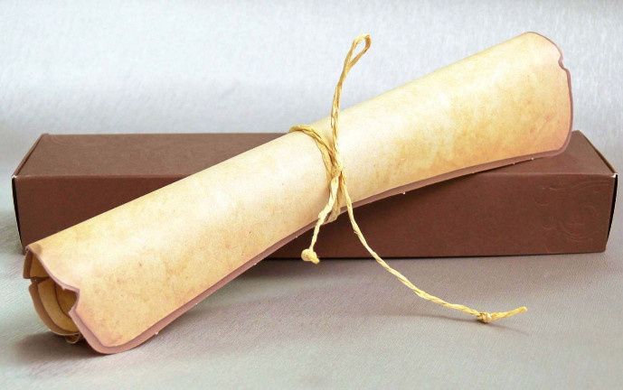 Invitación pergamino 3