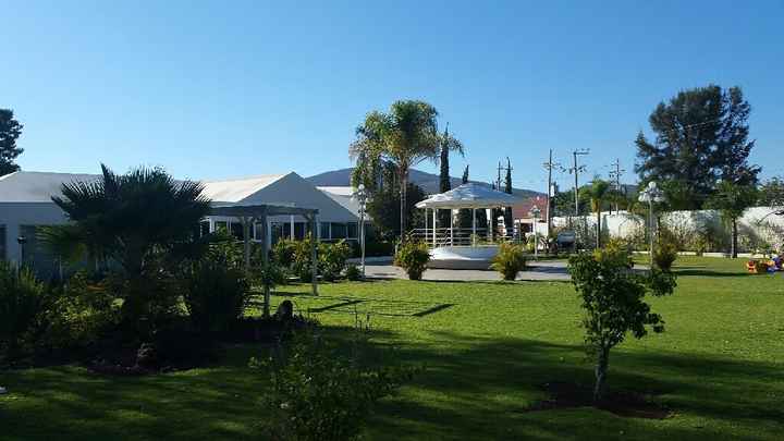 Novi@s de jalisco: hora de presumir templos y salones/jardines - 1