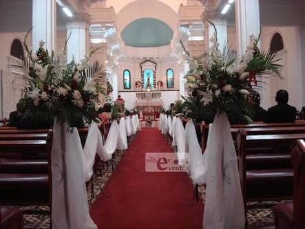 Ayuda como adornos la parroquia - 3