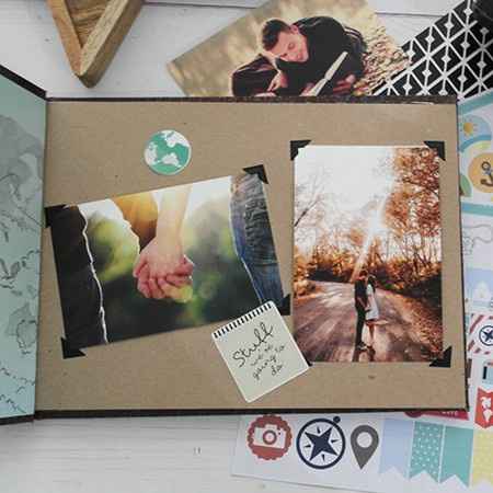 Hojas y stickers del album