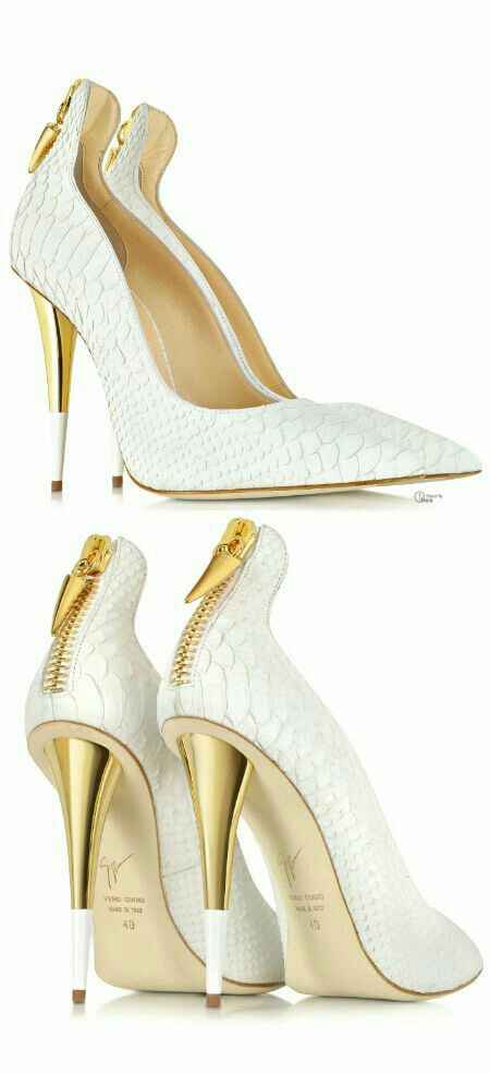 Mis zapatos favoritos son... - 1