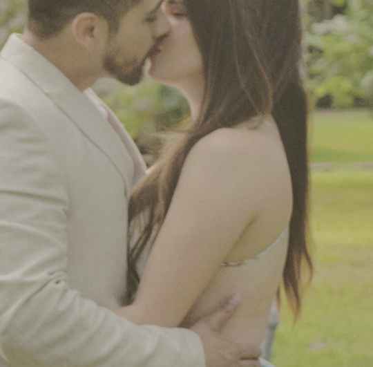 Como invitados de otra boda 