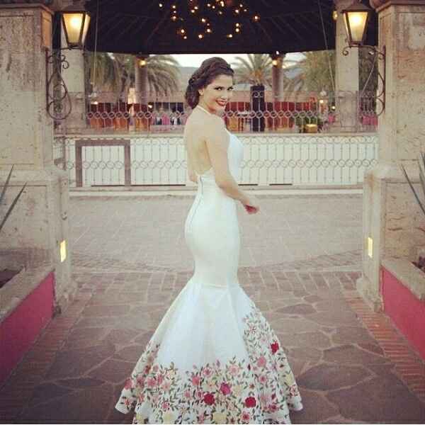 Duda: vestido y tema - 1
