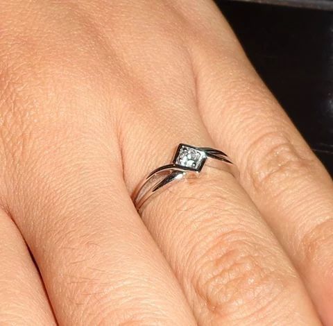 Anillo de compromiso - 1