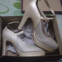 Mis tacones serán... - 1