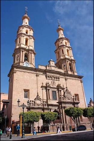¿Cuánto cuesta casarse por la iglesia? 💒 3