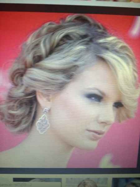 Peinados de novias de cabello largo - 1