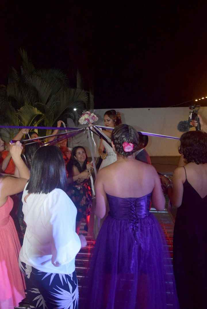 Acomodándose las chicas