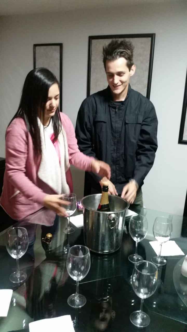 📷Publica la primera foto que se tomaron comprometidos - 1