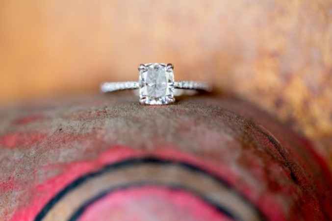 anillo de compromiso