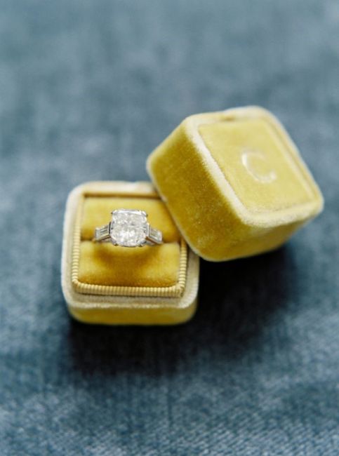 anillo de compromiso