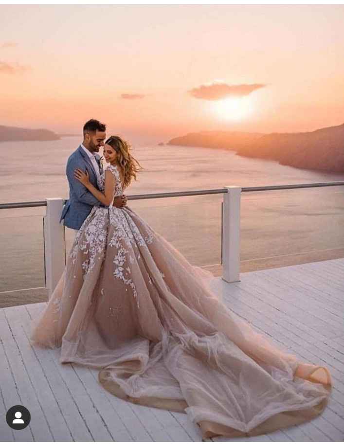 Vota: que es mas magico? Vestido Blanco o Nude - 2