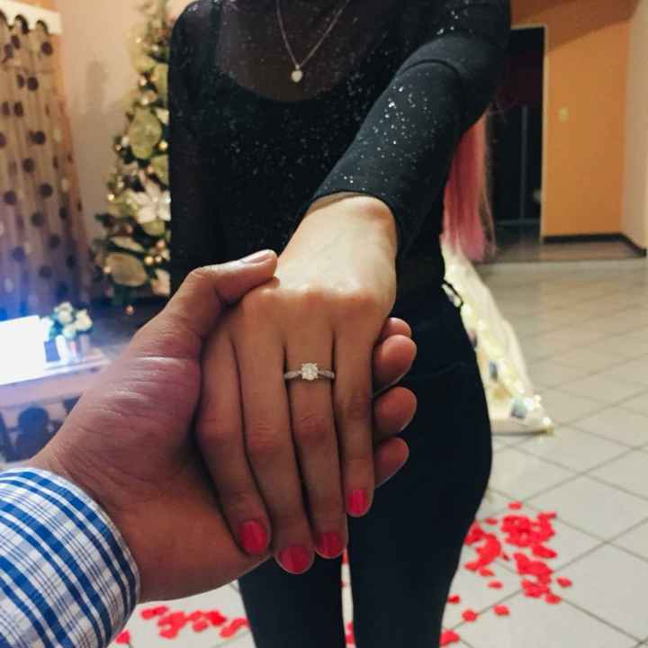 Mi anillo de compromiso, Jenny - 1