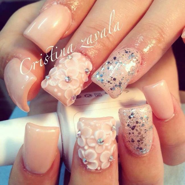 Presuman sus uñas - 1
