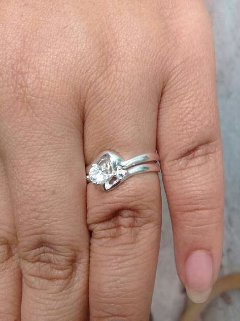 Anillo de compromiso, joyitas - 1