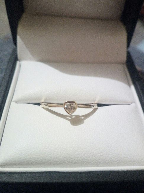 Anillo de compromiso en mi cumple 6