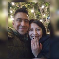 📸 Publica una foto mostrando su anillo de compromiso o alianza de boda - 1