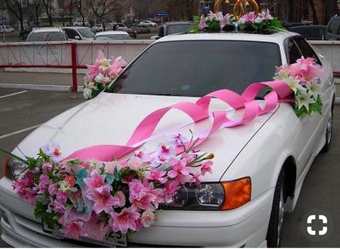 Decoración de auto color rosa - 7