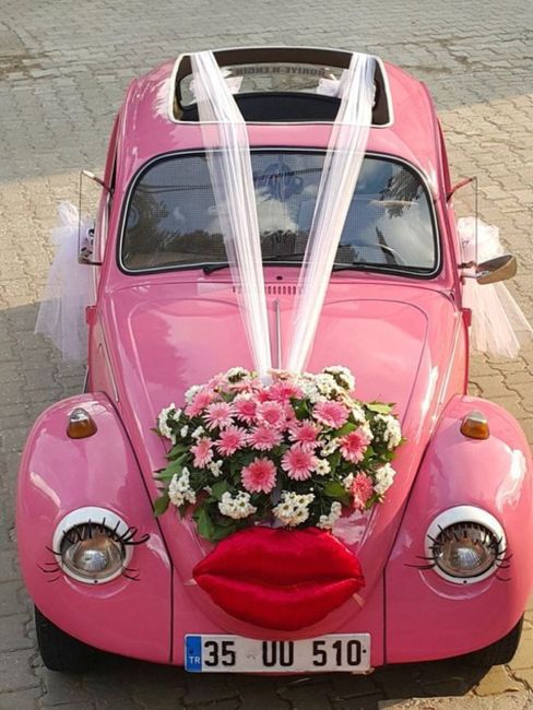 Decoración de auto color rosa - 18