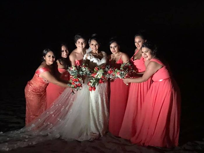 Vestuario de las damas de honor. - 4