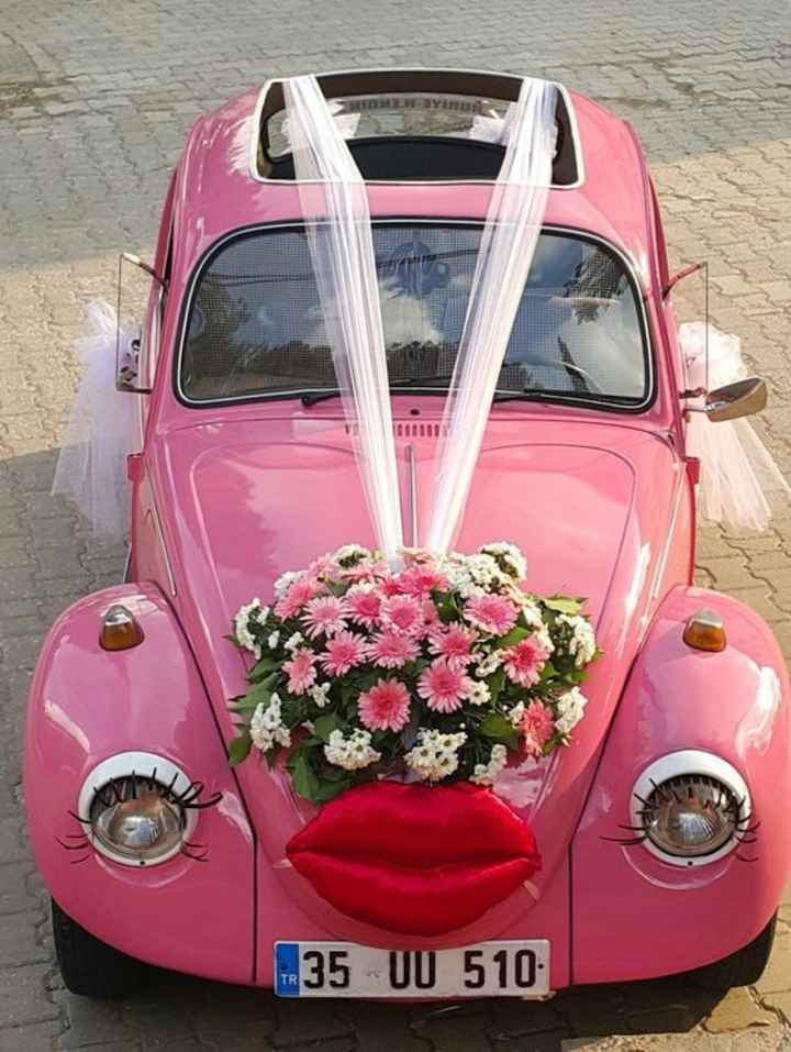 Decoración de auto color rosa - 18