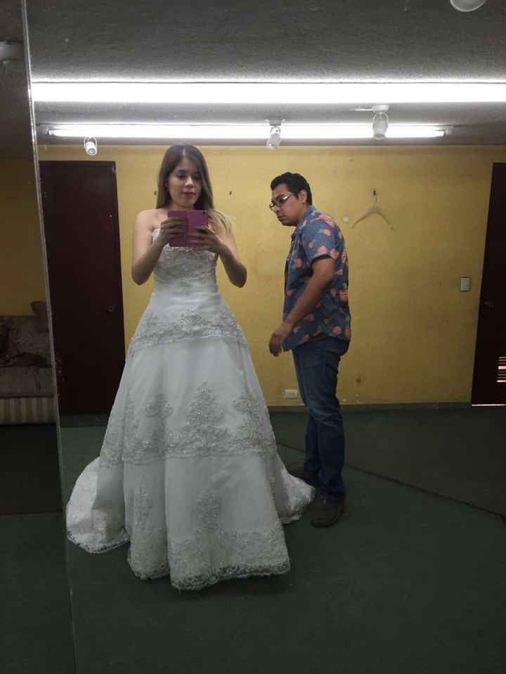 Mi fm  vio mi vestido de novia 😣 - 1