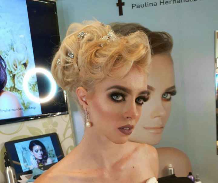 Yo me maquillaré sola 😱🙈😅 - 2