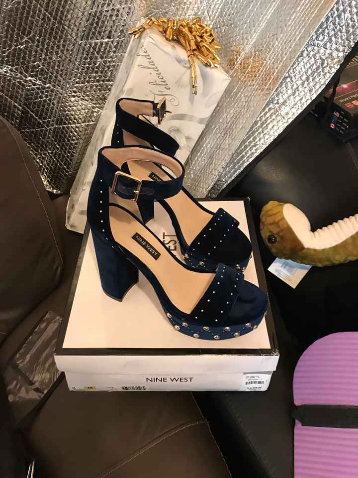 Zapatos azules para el día de la boda - 1