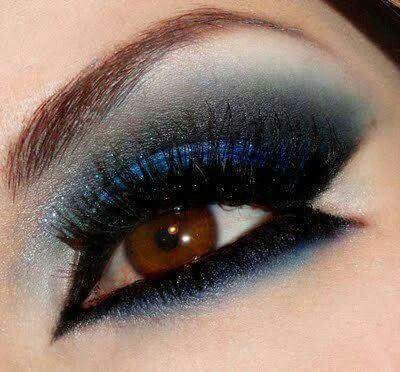 Maquillaje recargado 23