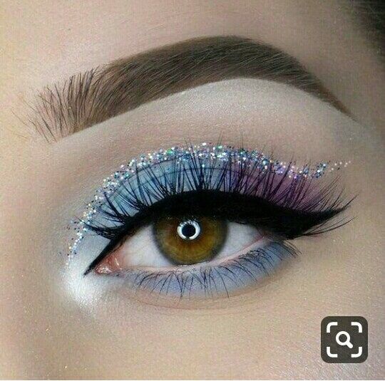 Maquillaje azul 3