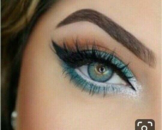 Maquillaje azul 7