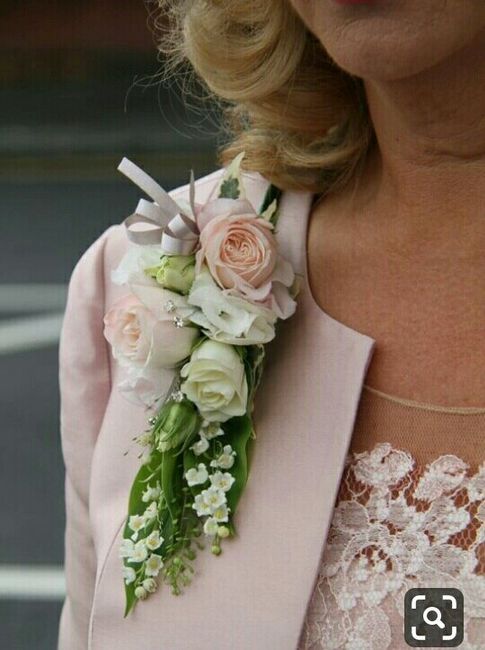 Flores en hombro - 3