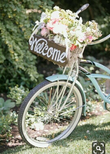 Bici en la entrada de salón - 3