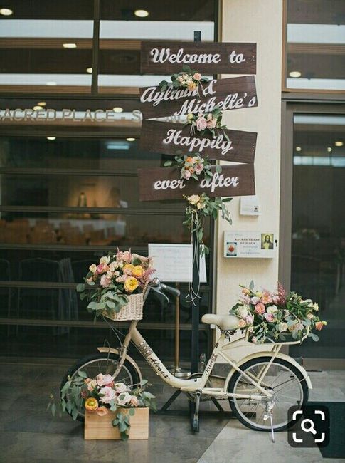 Bici en la entrada de salón - 8