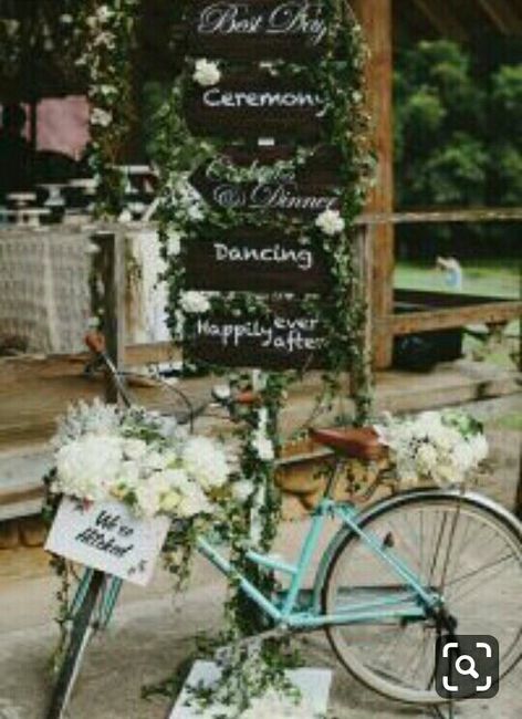 Bici en la entrada de salón - 10