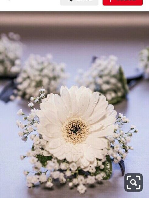 Botounier con gerberas - 10