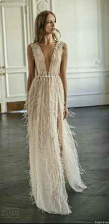 Vestido de novia con flequillos - 1