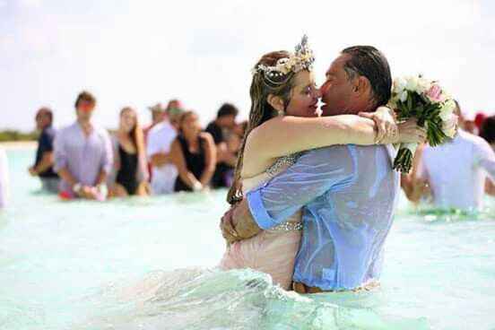 éSta si es boda en playa (literal) - 1
