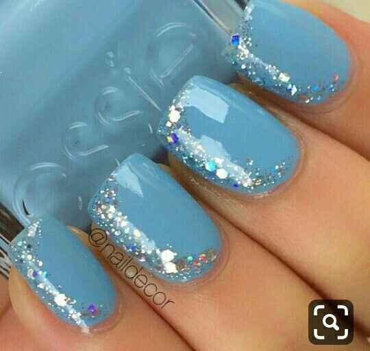 Uñas azules - 2