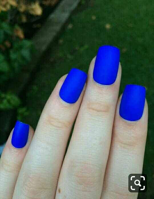 Uñas azules - 8