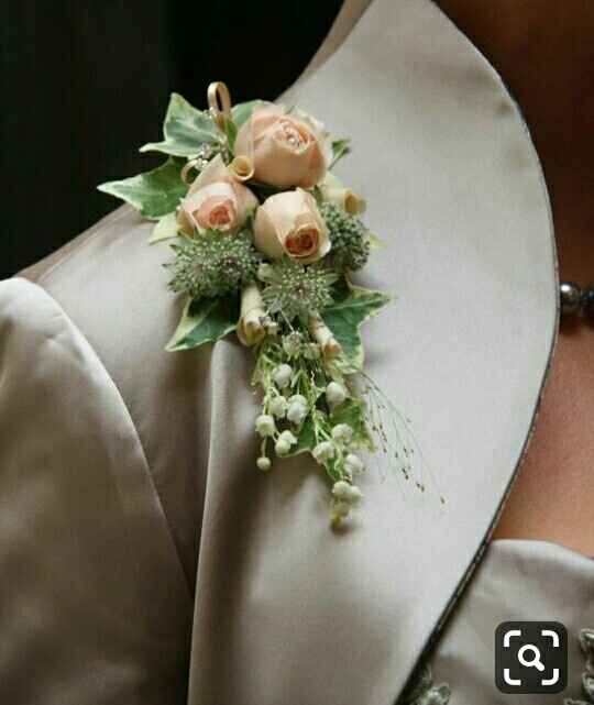 Flores en hombro - 7