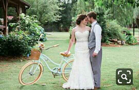 Fotos vestidos de novios en bici - 12