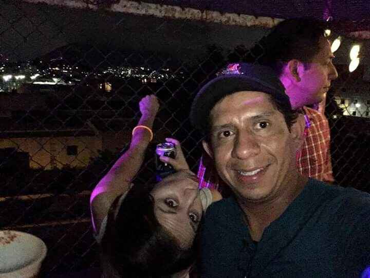 ¡Escribe sus apodos amorosos en el muro del amor! - 1