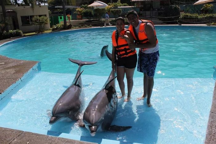 Tienen fotos de cuando les dieron el anillo de compromiso? - 5