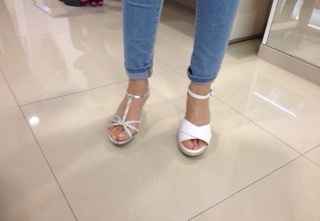 Tacón corrido o sandalias - 1