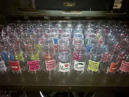 Para que no pasen sed en el baile
