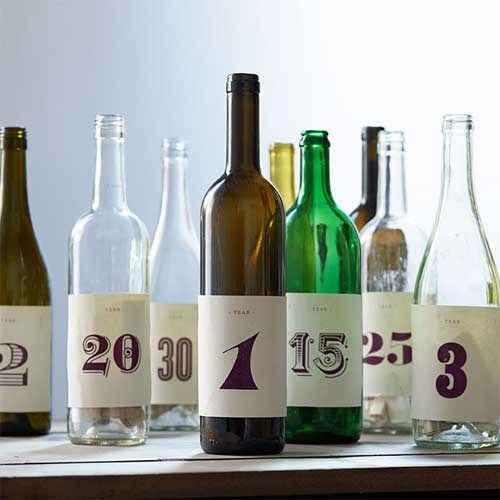 Decoración de mesas con botellas